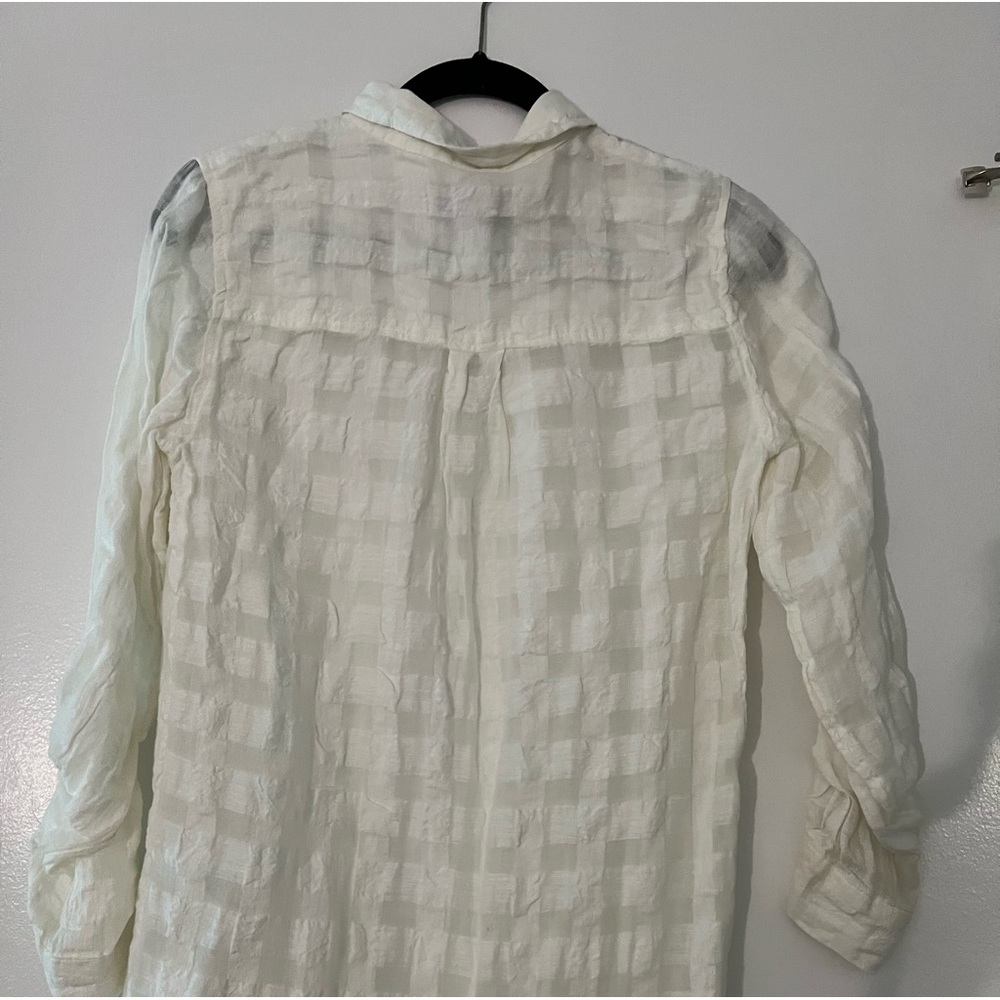 tahari white top